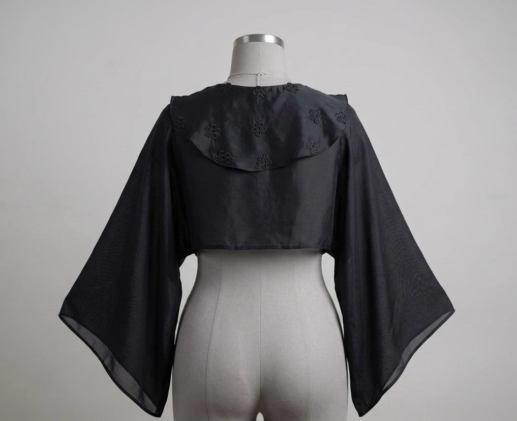 Applique Capelet - Image 3